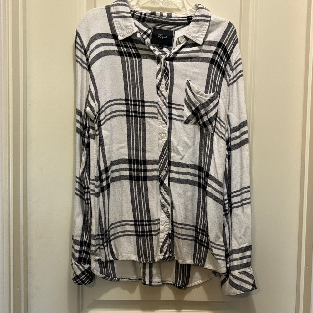 Black and White Plaid medium RAILS Button-Up Shirt